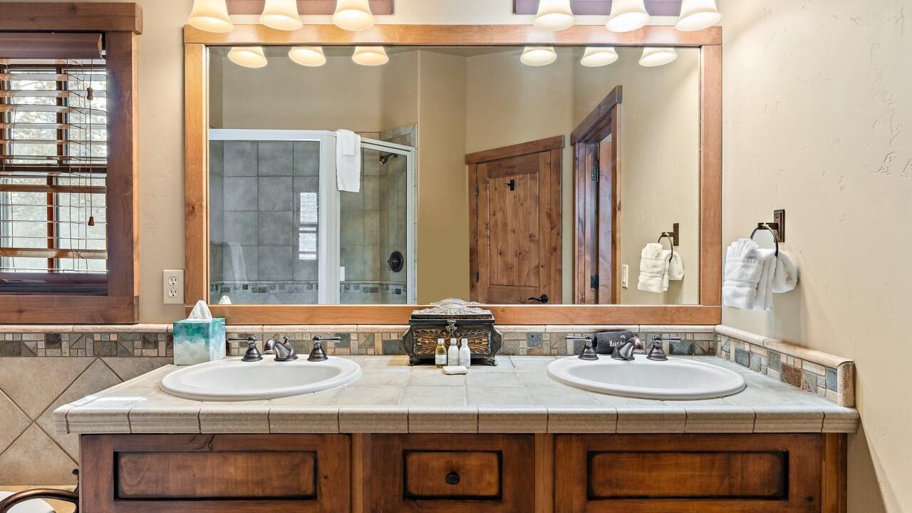 Photo of Bathroom in Tamarack