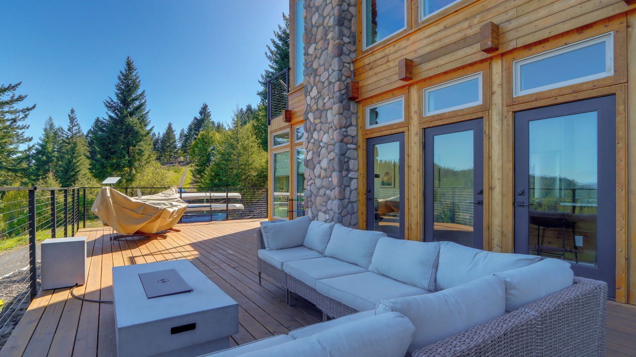 Photo of Patio Balcony in Worley