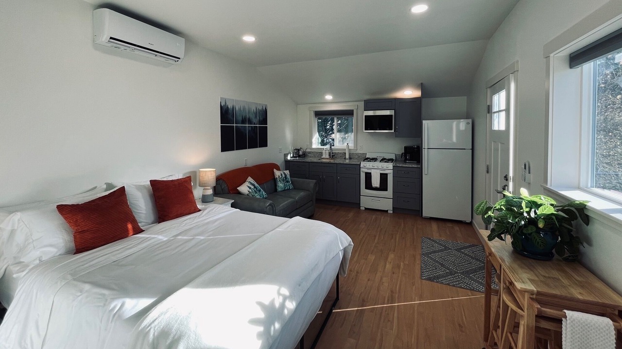 Photo of Bedroom in Anacortes