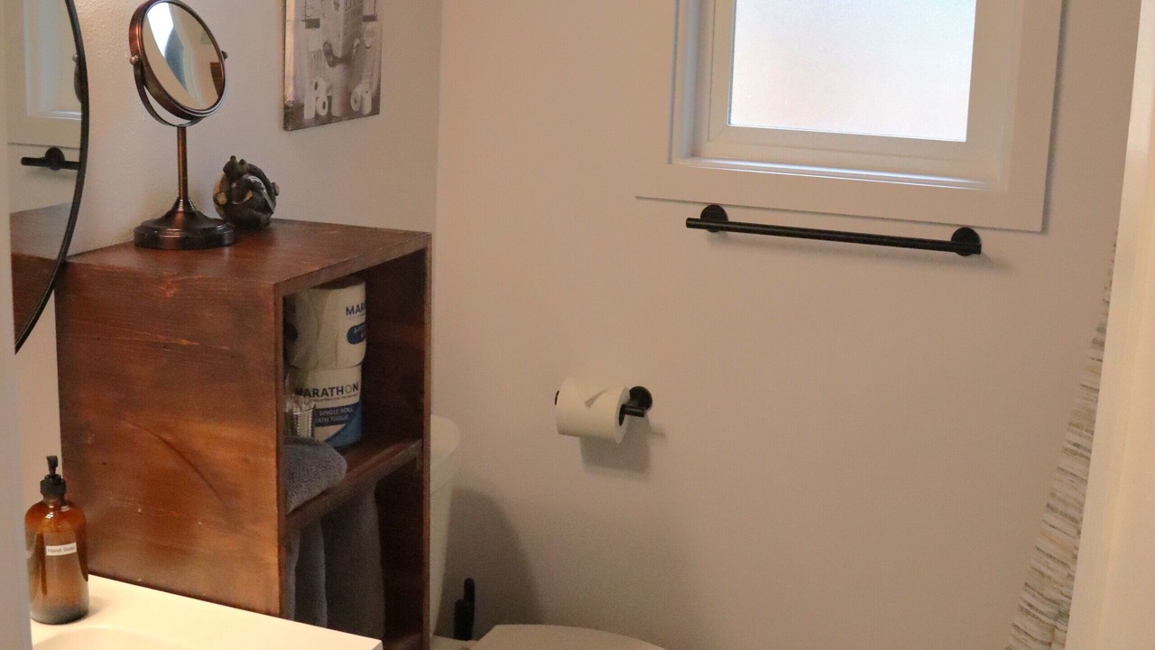 Photo of Bathroom in May Creek