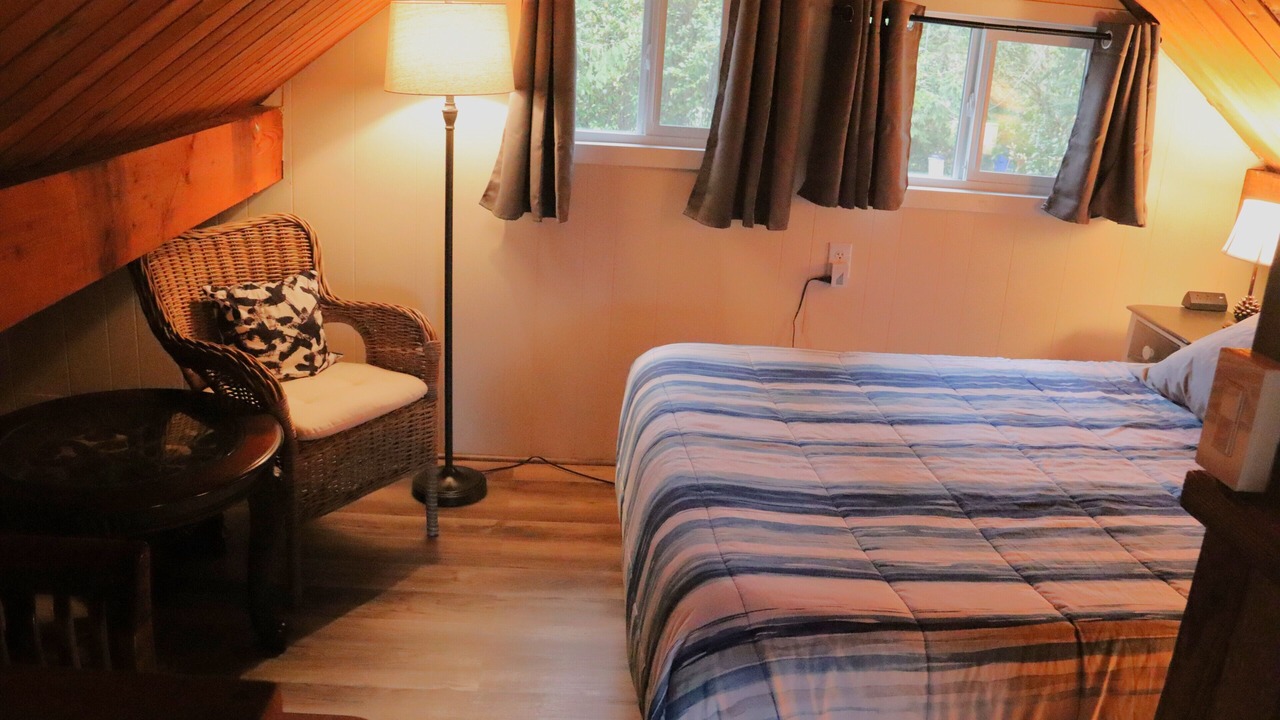Photo of Bedroom in May Creek