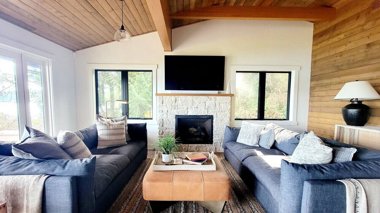 Photo of Livingroom in Bremerton