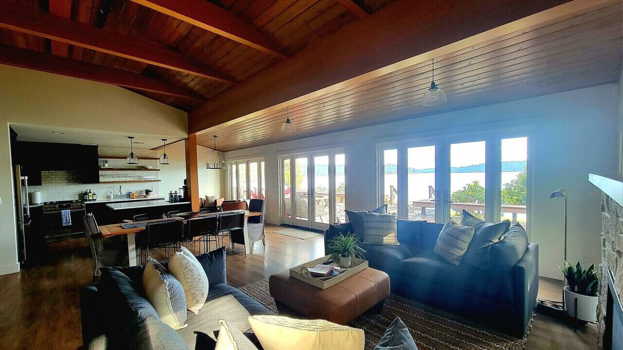 Photo of Livingroom in Bremerton