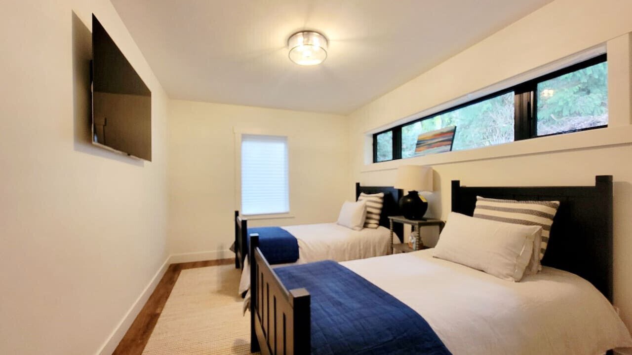 Photo of Bedroom in Bremerton