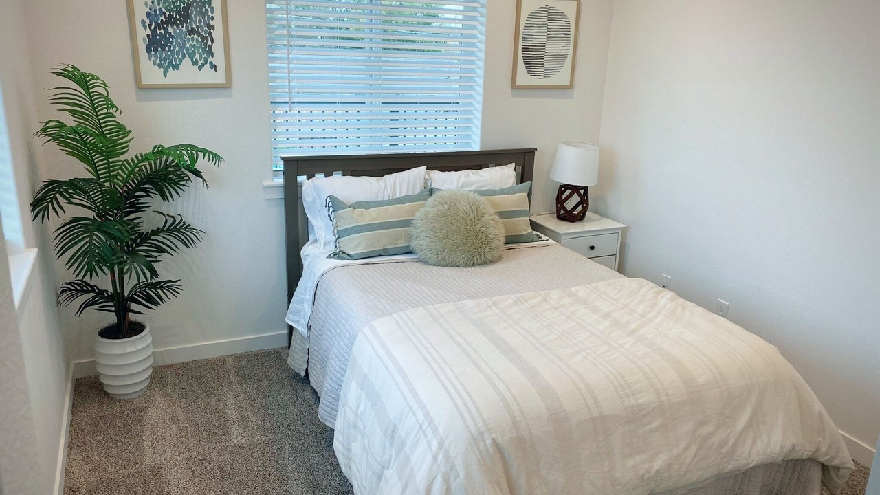Photo of Bedroom in West Richland