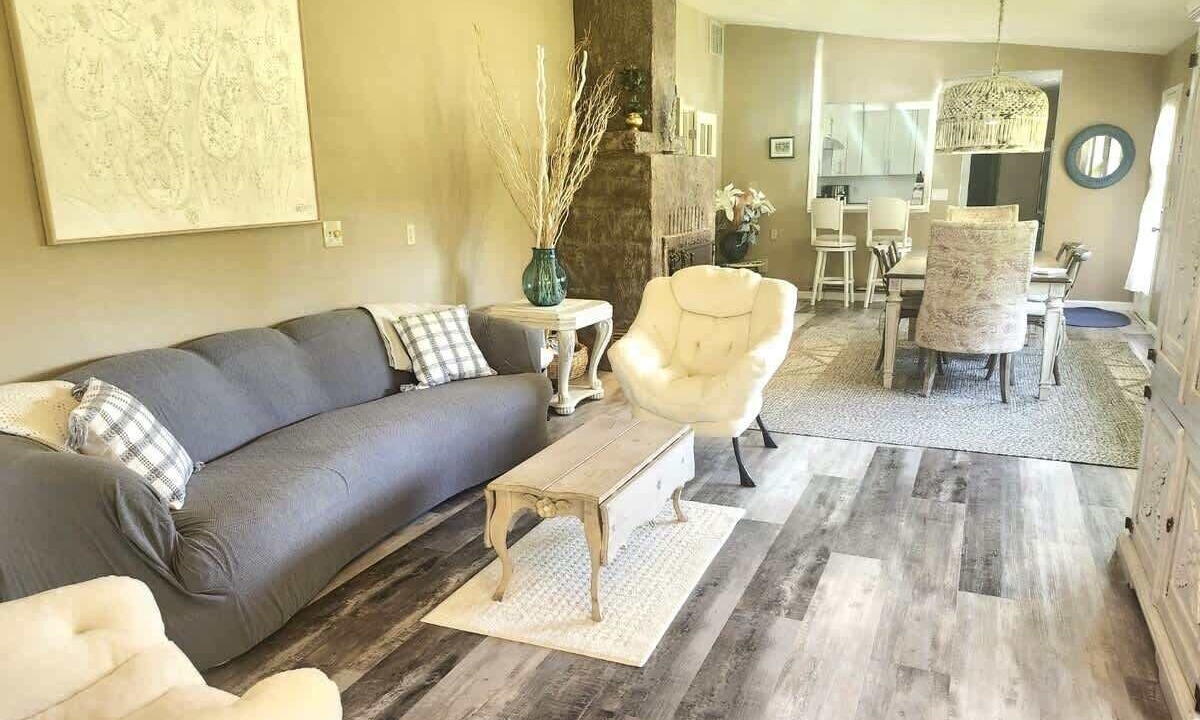 Photo of Livingroom in Sequim