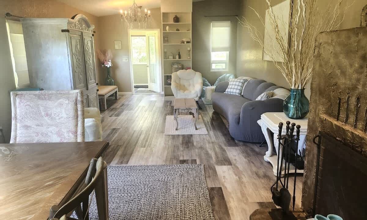 Photo of Livingroom in Sequim