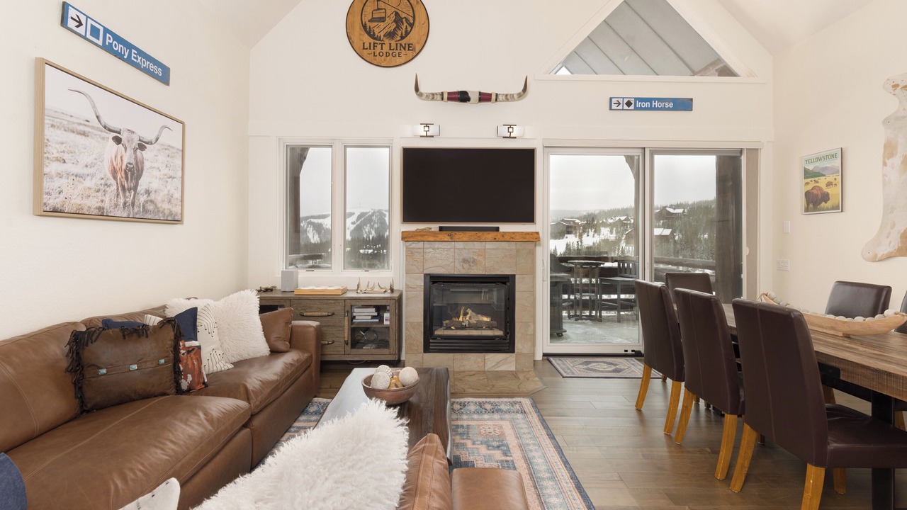 Photo of Livingroom in Saddle Ridge