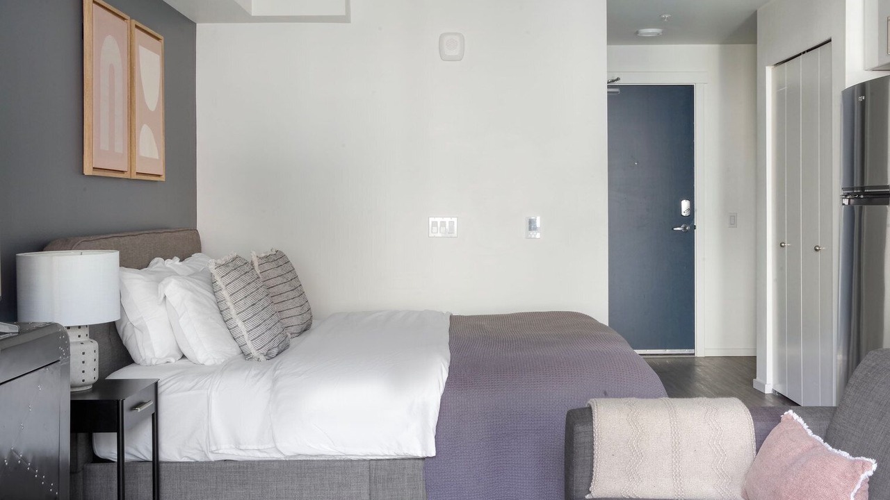 Photo of Bedroom in University District