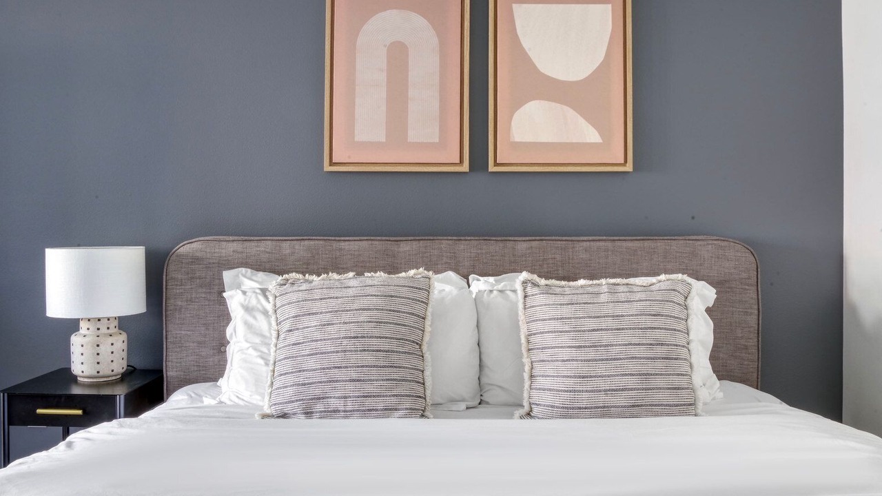 Photo of Bedroom in University District
