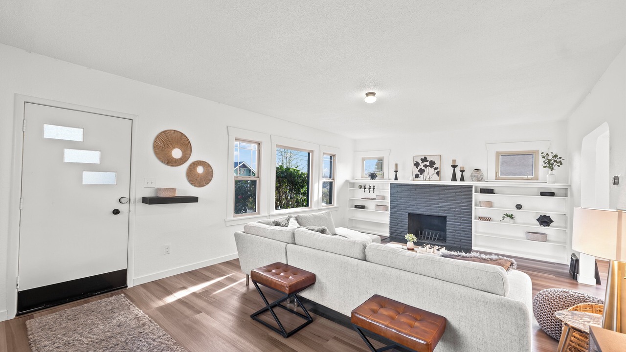 Photo of Livingroom in North End