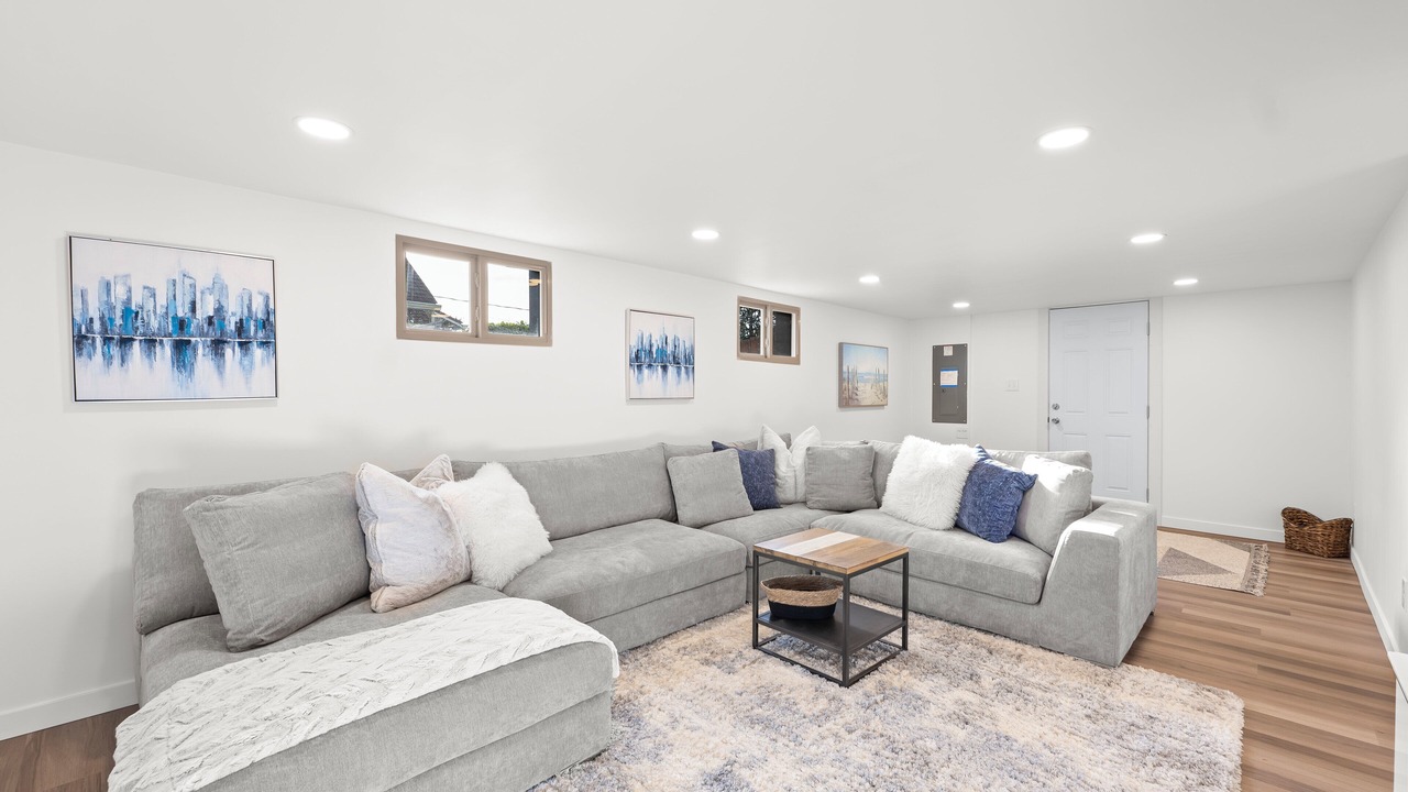 Photo of Livingroom in North End