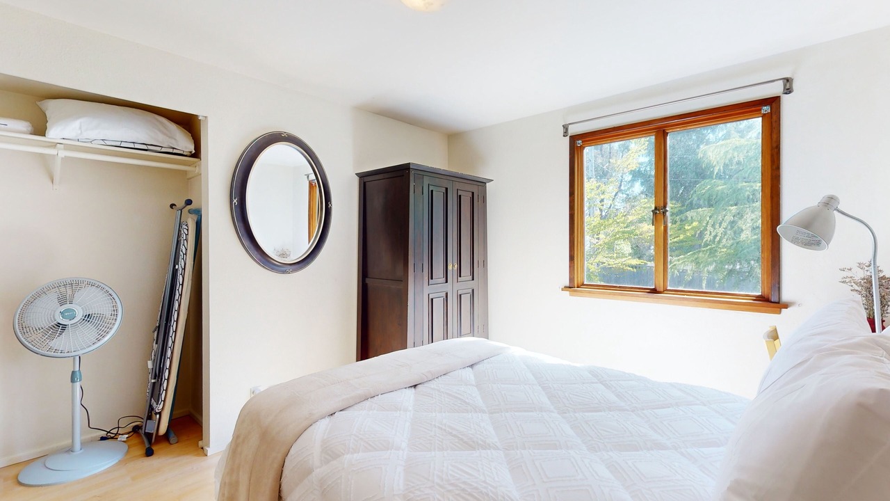 Photo of Bedroom in Bainbridge Island