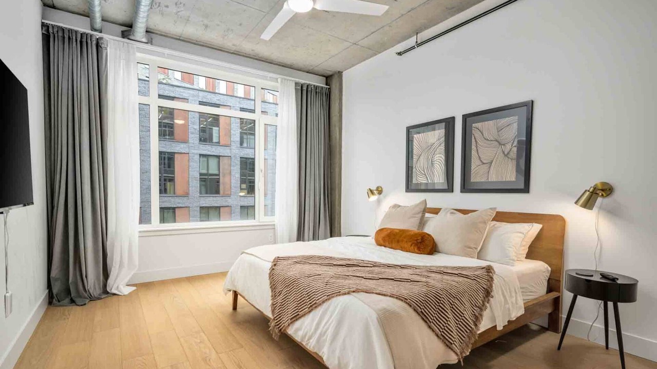 Photo of Bedroom in Pearl District