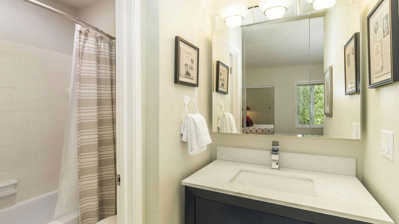 Photo of Bathroom in Elkhorn Village