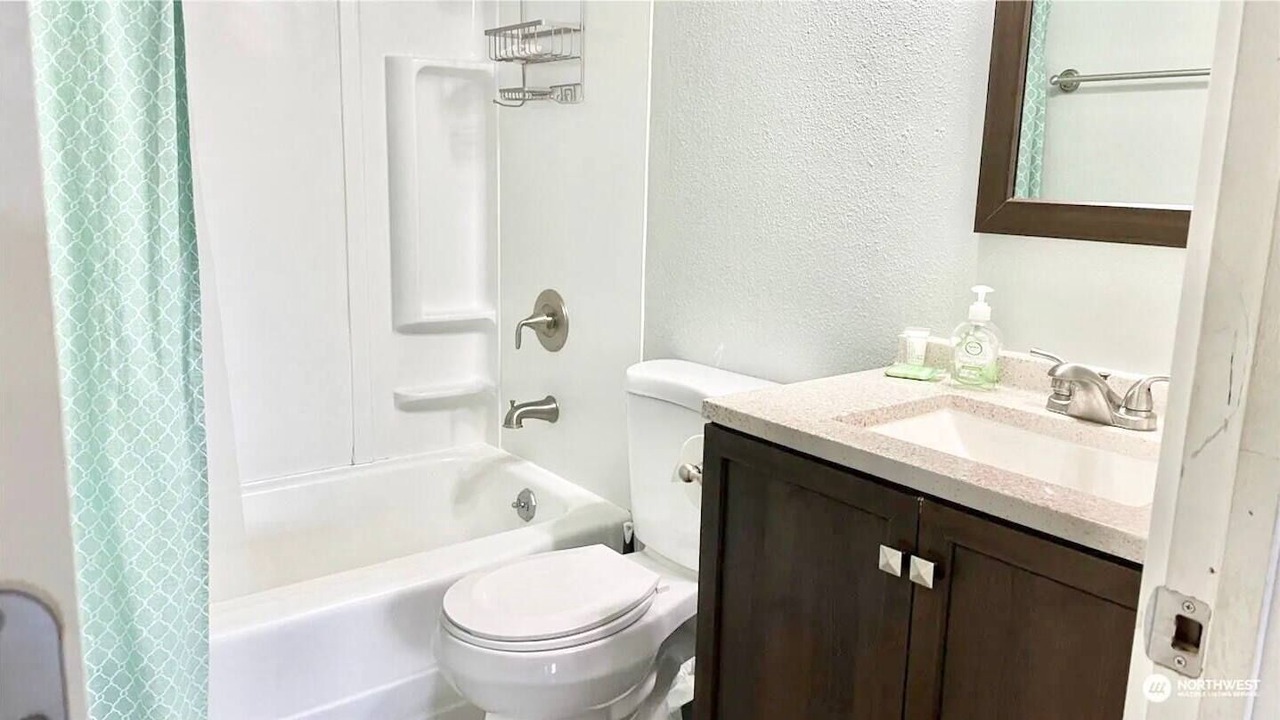Photo of Bathroom in Lakewood