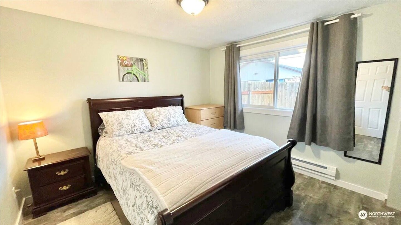 Photo of Bedroom in Lakewood
