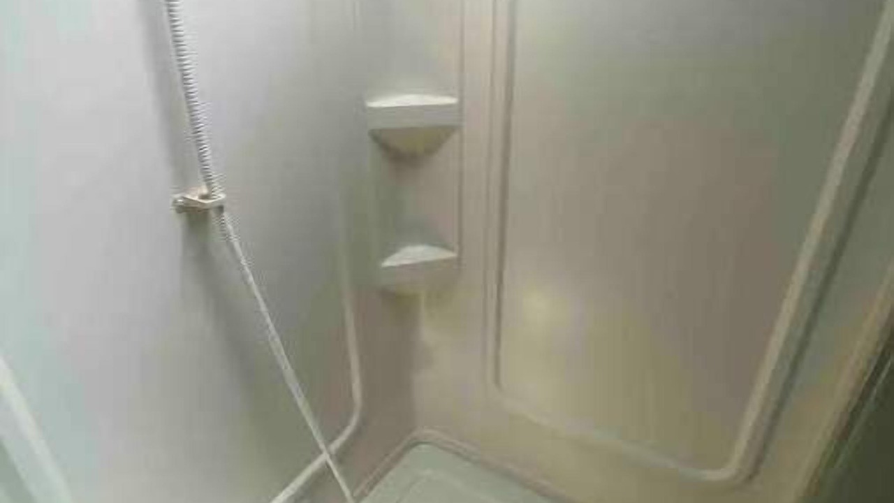 Photo of Bathroom in Swanlake