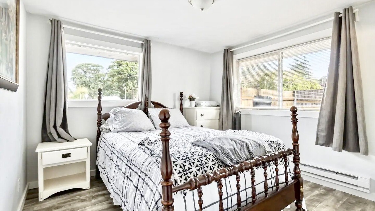 Photo of Bedroom in Lakewood