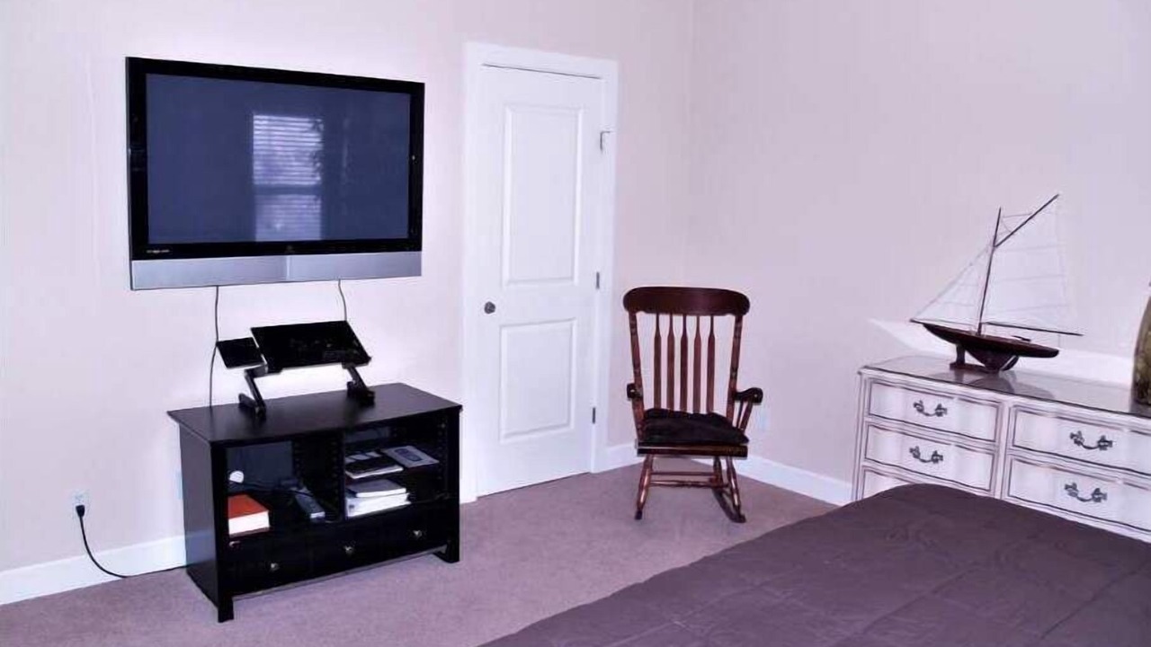 Photo of Bedroom in Quincy