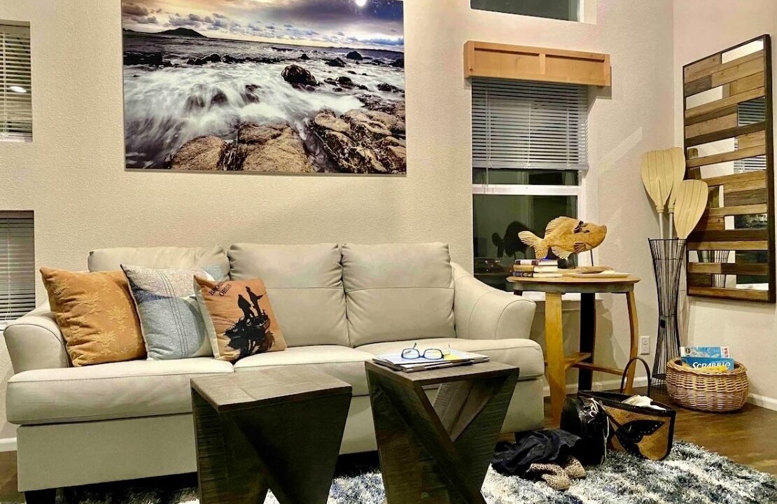 Photo of Livingroom in Brookings