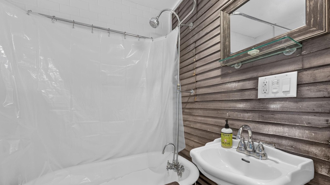 Photo of Bathroom in Old Bend