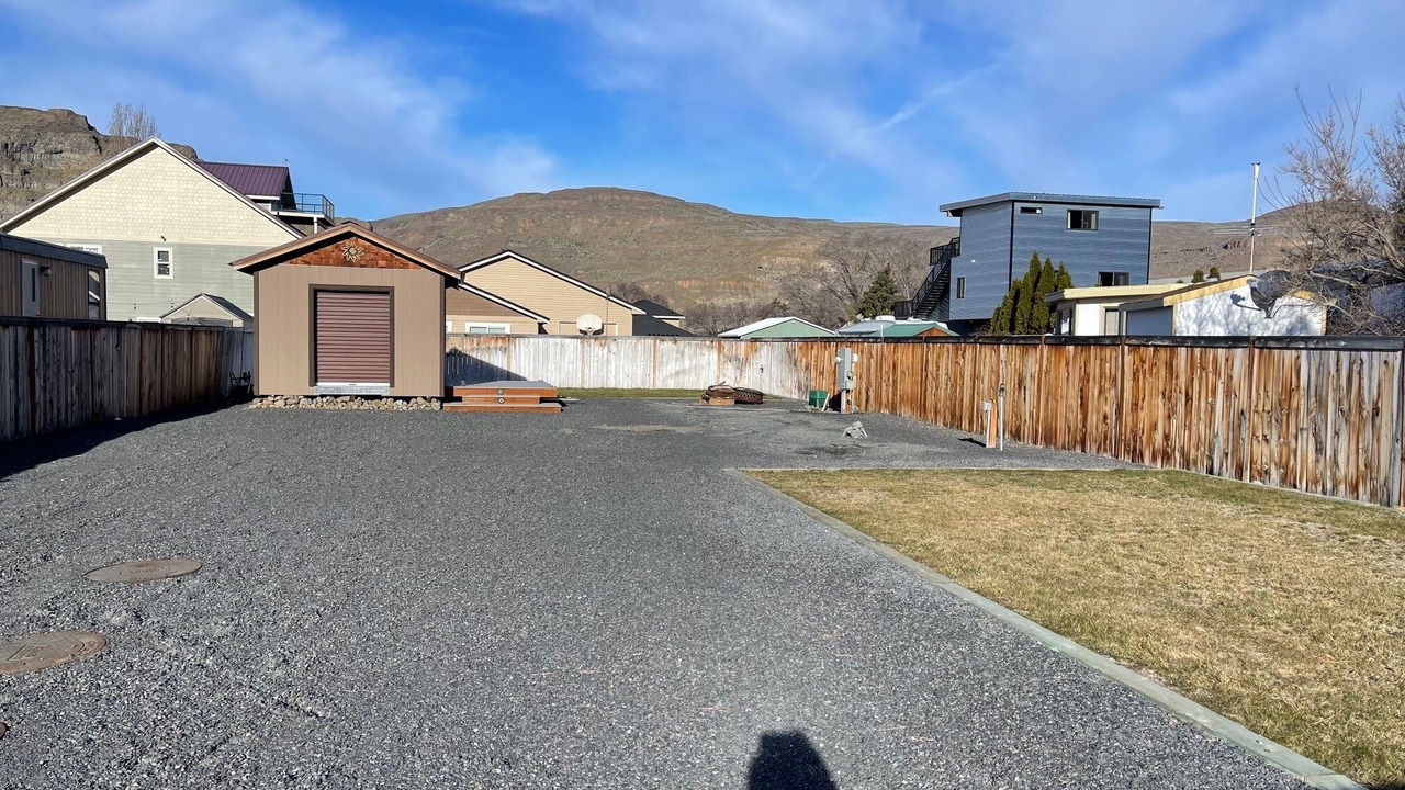 Photo of Others in Sunland Estates