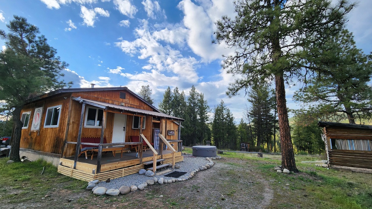 Photo of Outdoor in Republic