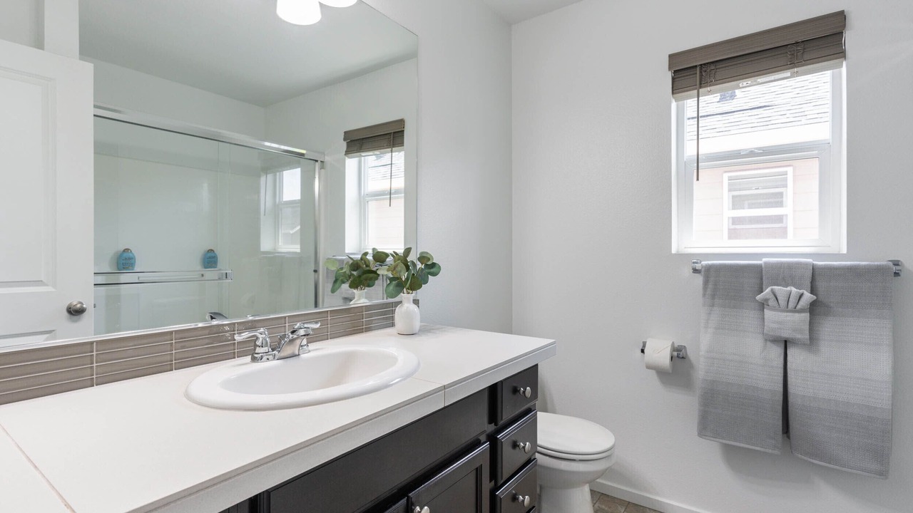 Photo of Bathroom in North Image