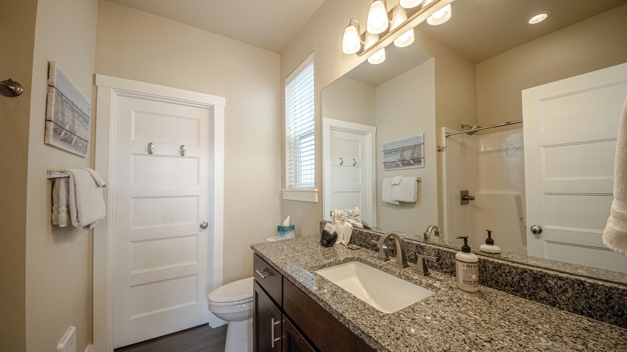 Photo of Bathroom in Ocean Shores