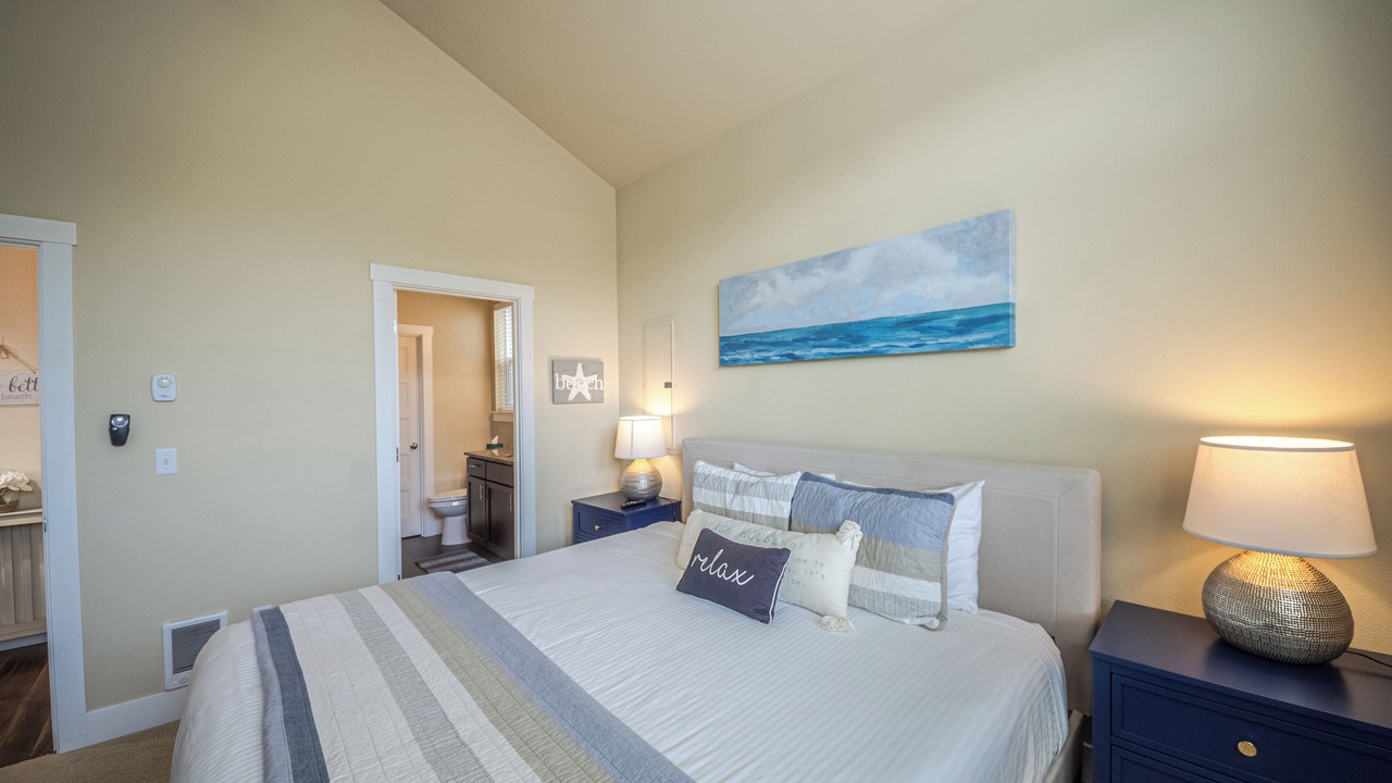 Photo of Bedroom in Ocean Shores
