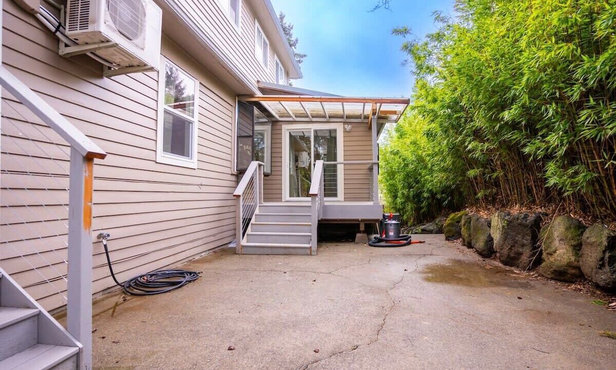 Photo of Outdoor in Burien