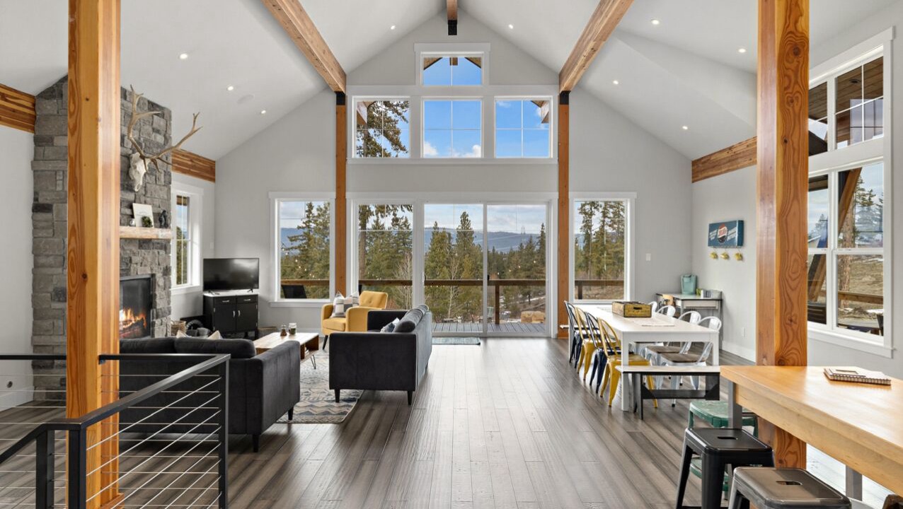 Photo of Livingroom in Cle Elum