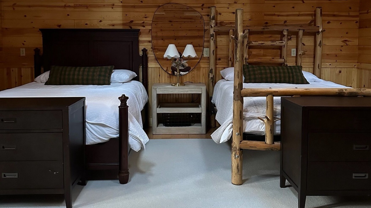 Photo of Bedroom in Black Butte Ranch