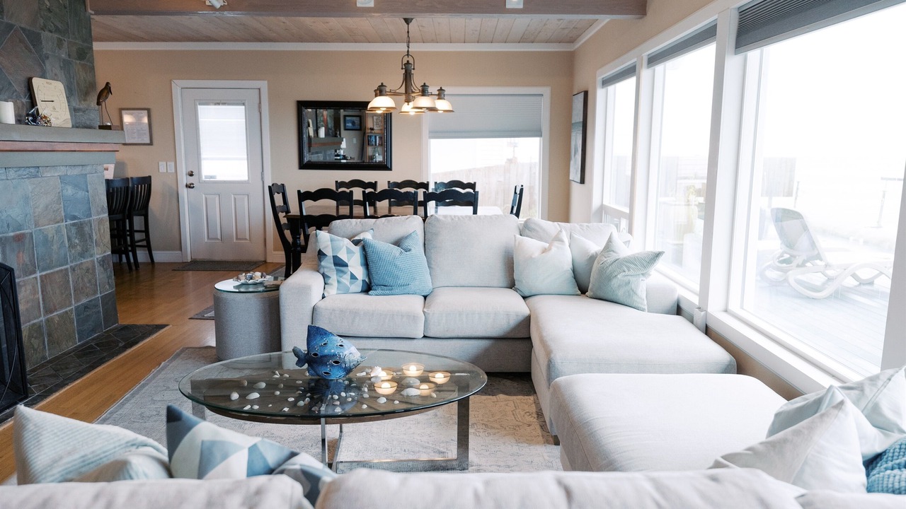 Photo of Livingroom in Oak Harbor