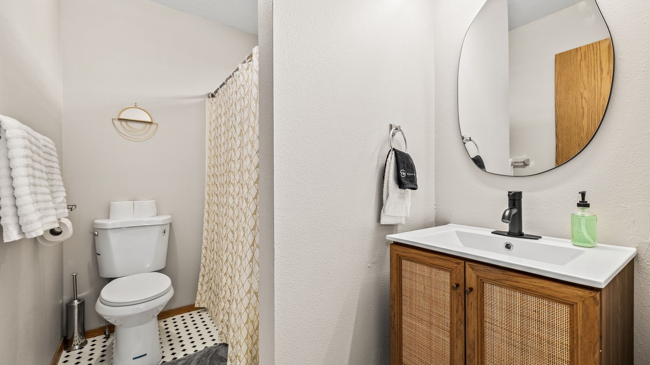Photo of Bathroom in West Bench