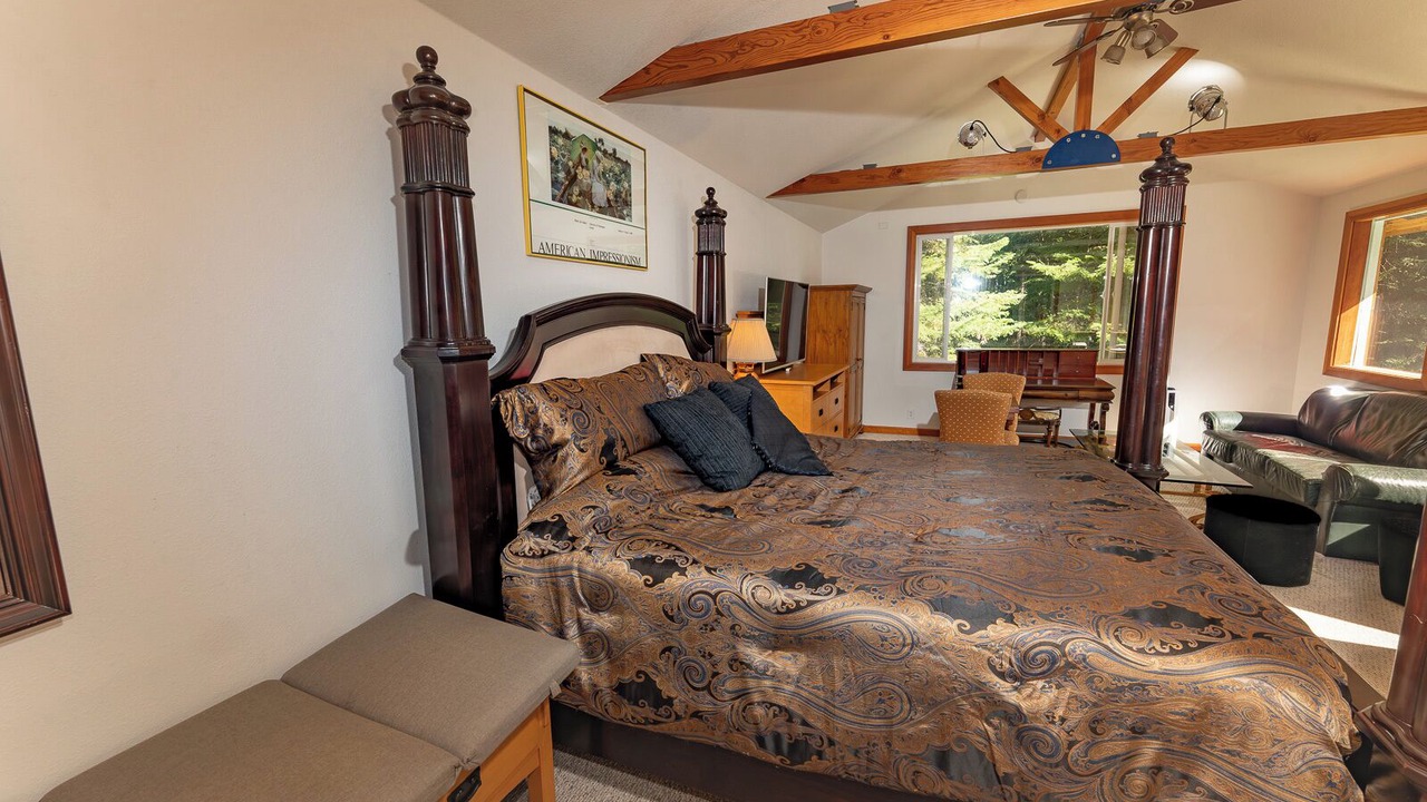 Photo of Bedroom in Blanchard