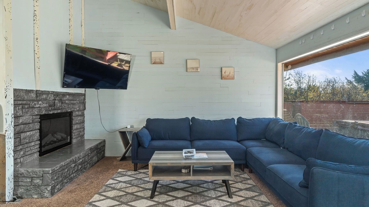 Photo of Livingroom in Ocean Shores