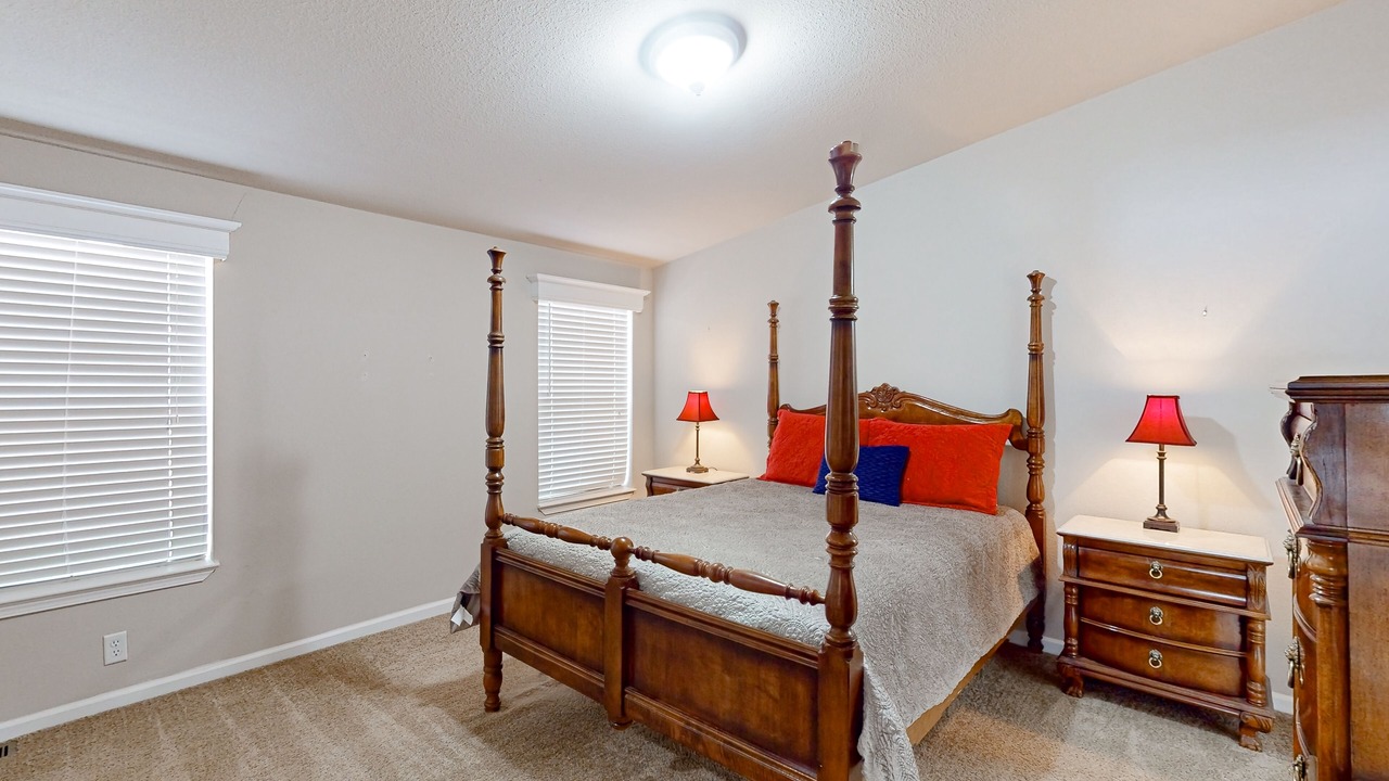 Photo of Bedroom in Spirit Lake