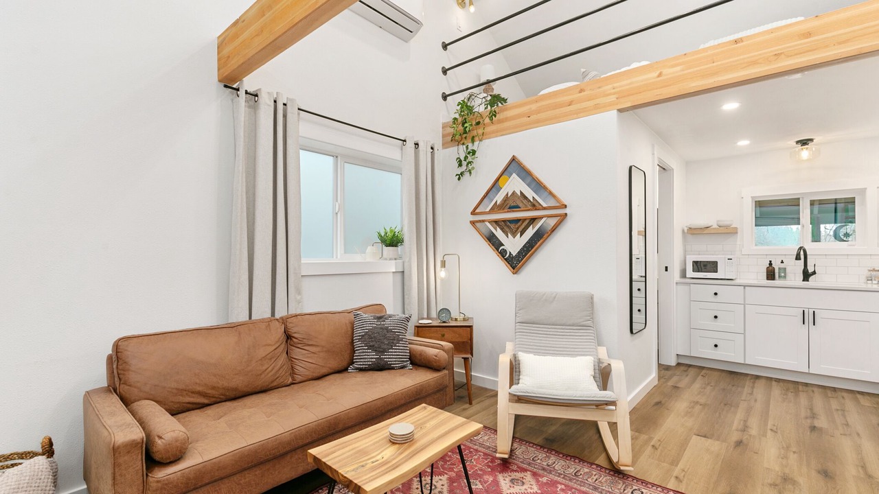 Photo of Livingroom in Vancouver