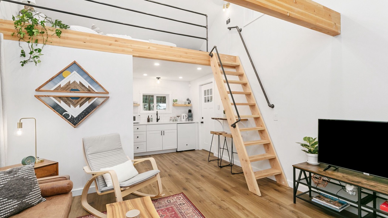 Photo of Livingroom in Vancouver
