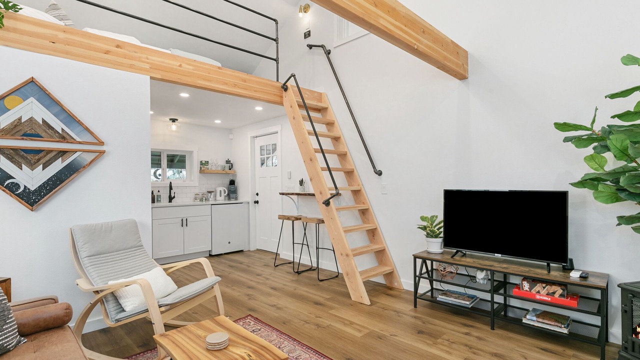 Photo of Livingroom in Vancouver