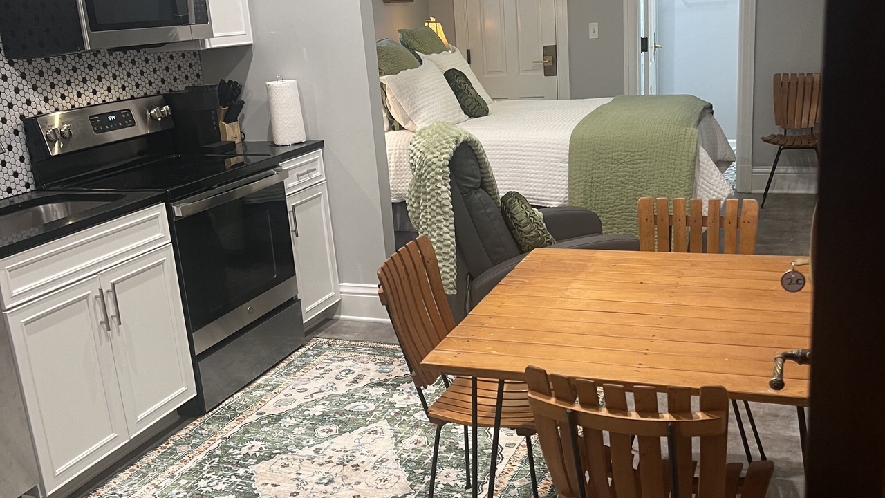 Photo of Bedroom in Pascagoula