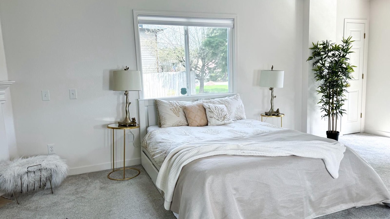 Photo of Bedroom in Duvall