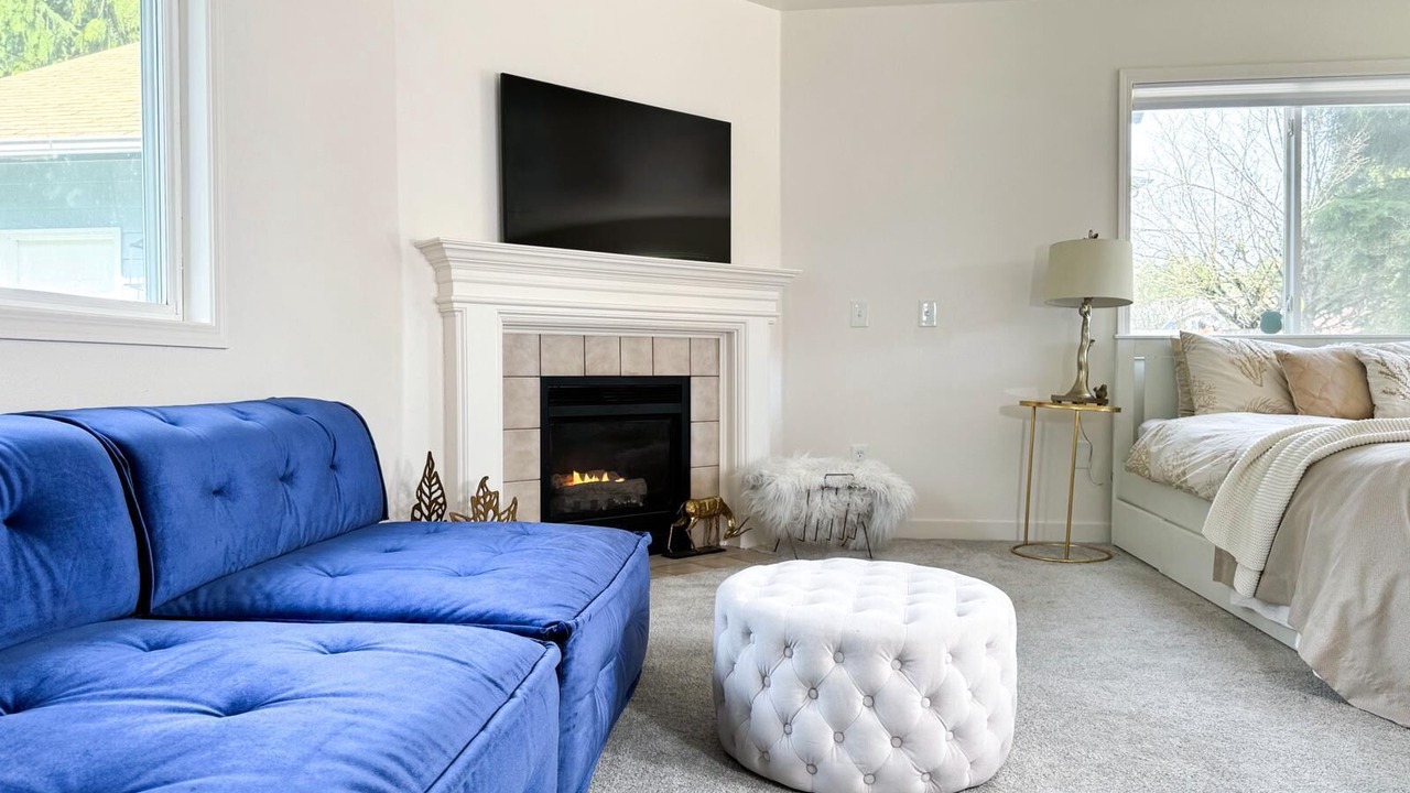 Photo of Livingroom in Duvall