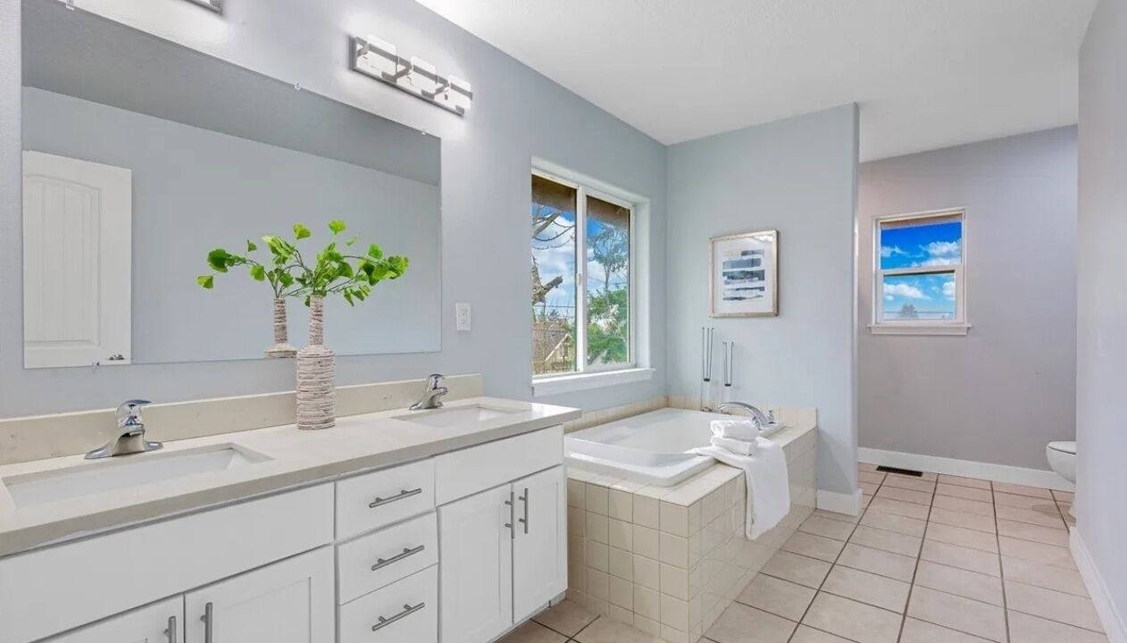 Photo of Bathroom in Hilltop