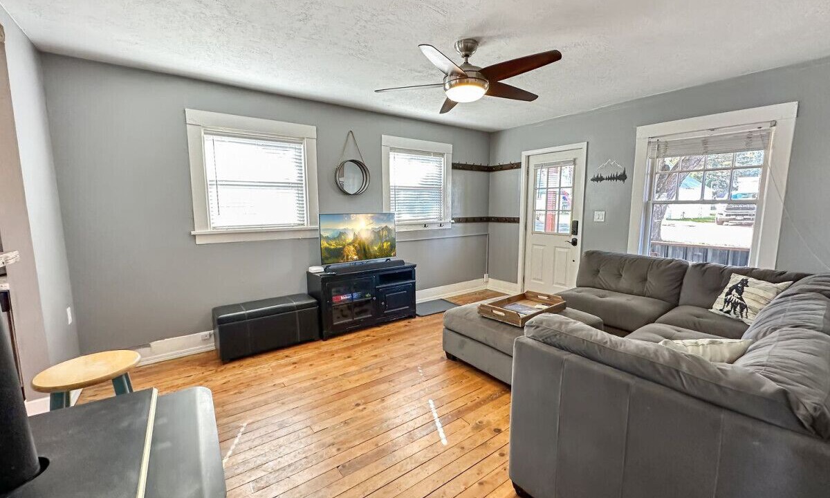 Photo of Livingroom in Cascade