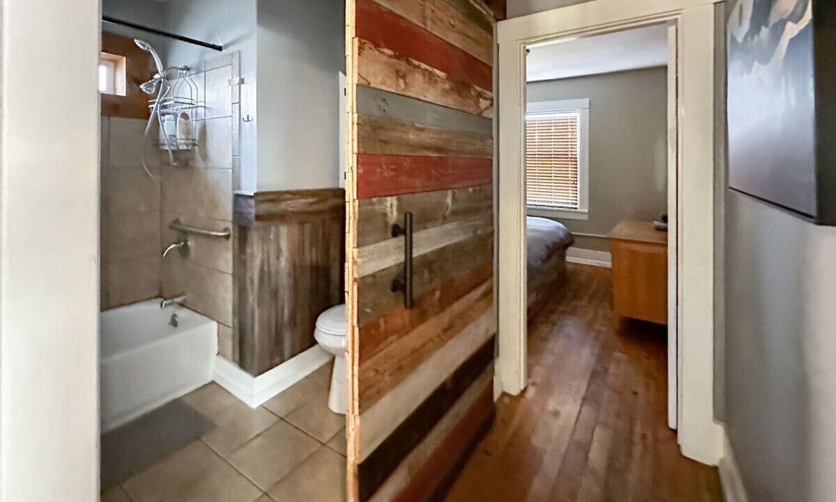 Photo of Bathroom in Cascade