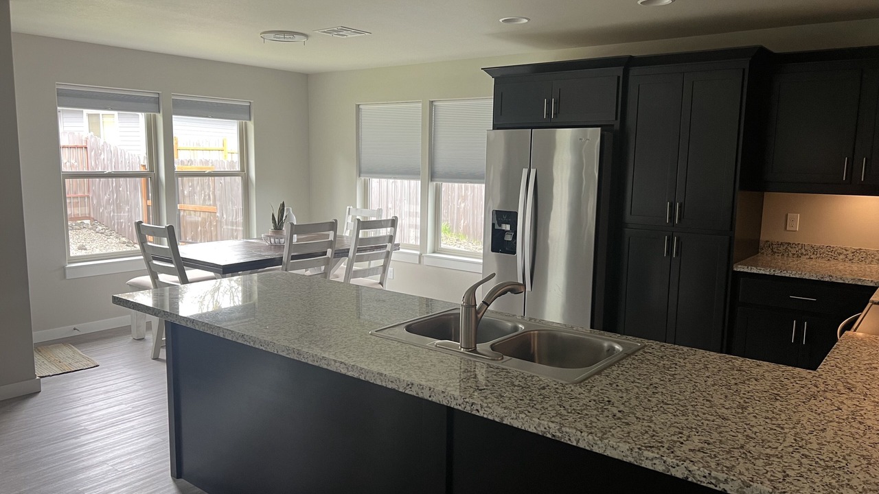 Photo of Kitchen in Roseburg