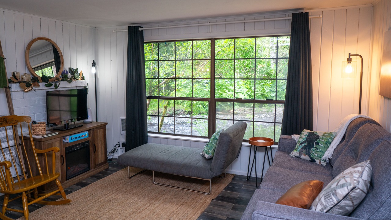 Photo of Livingroom in Hoodsport